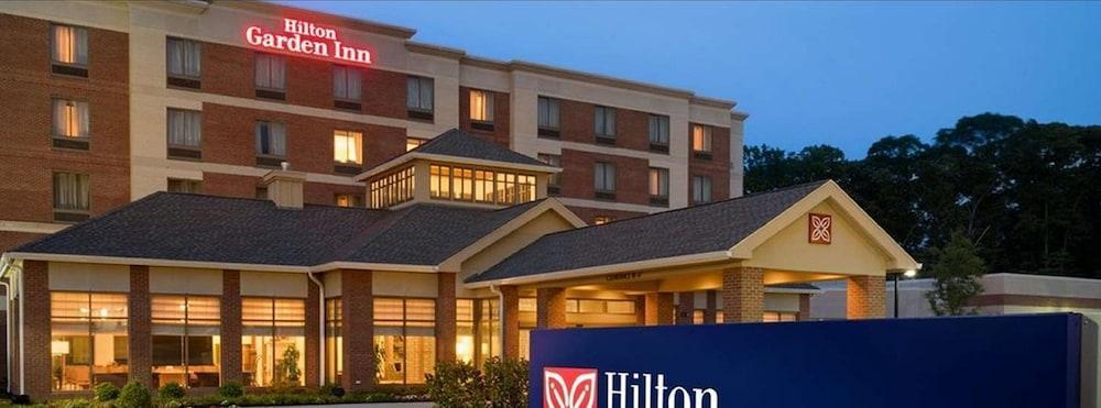 Hilton Garden Inn Stony Brook Eksteriør billede