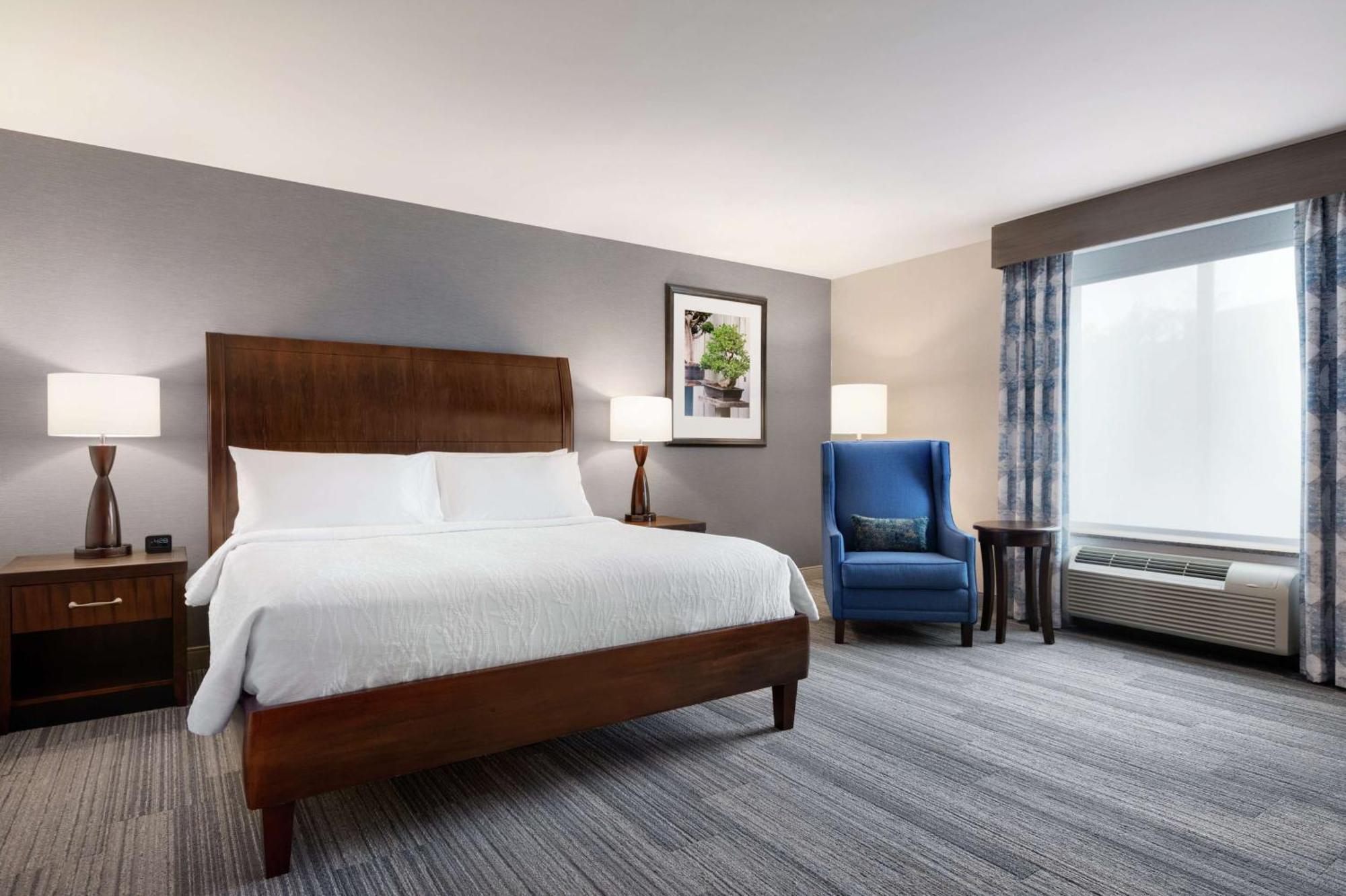 Hilton Garden Inn Stony Brook Eksteriør billede