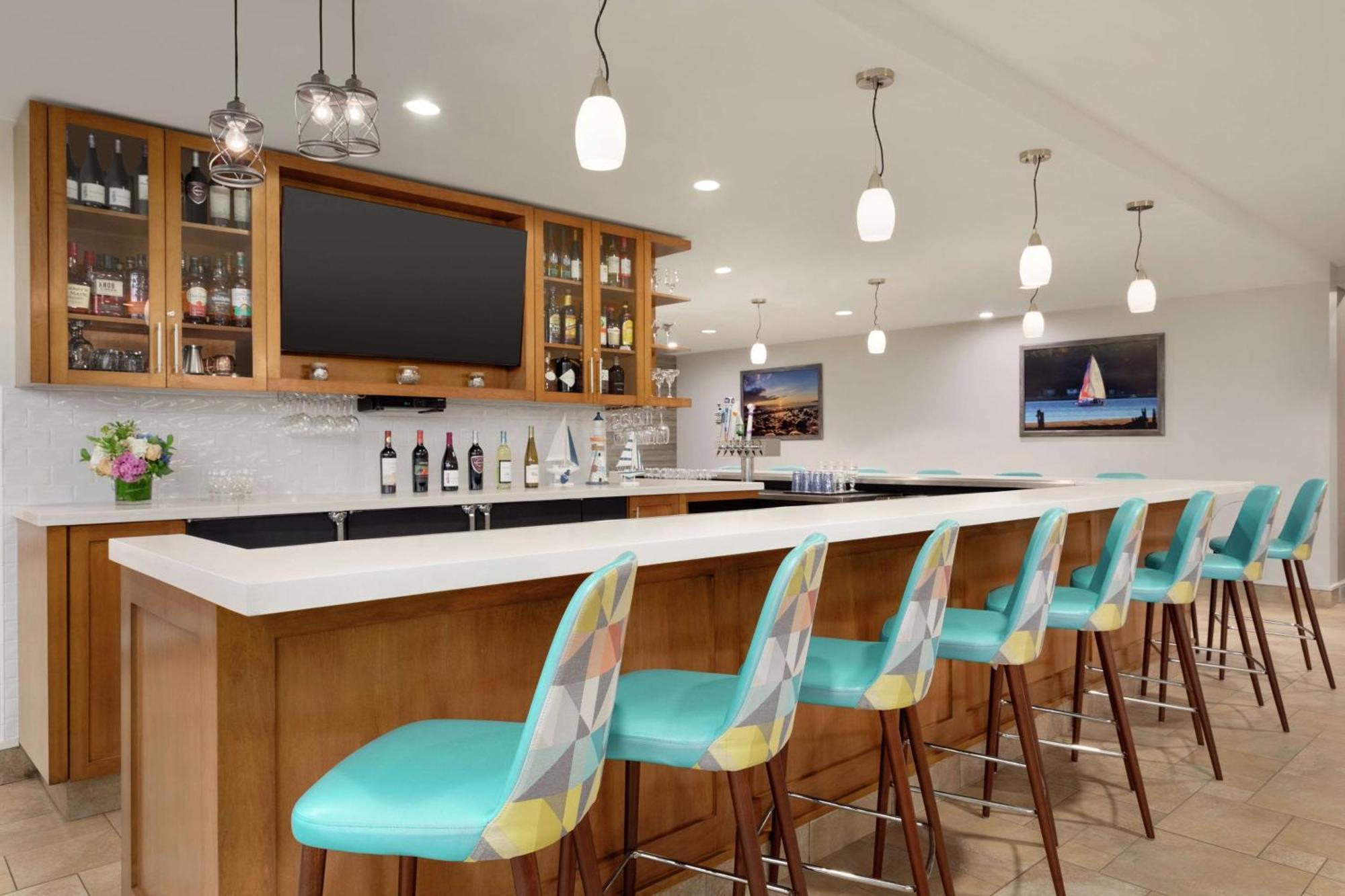 Hilton Garden Inn Stony Brook Eksteriør billede