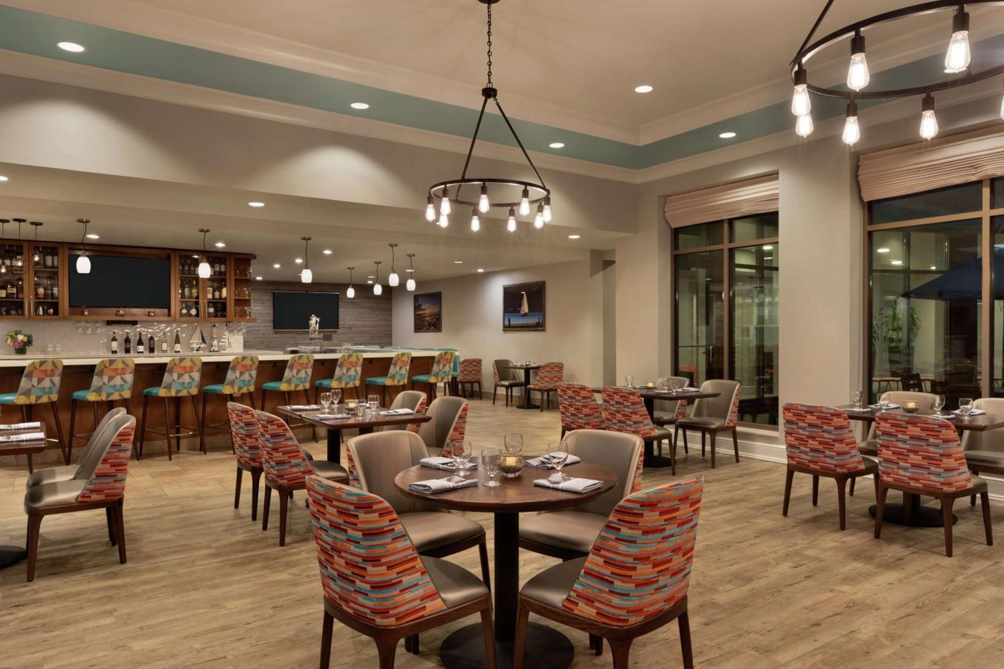 Hilton Garden Inn Stony Brook Eksteriør billede