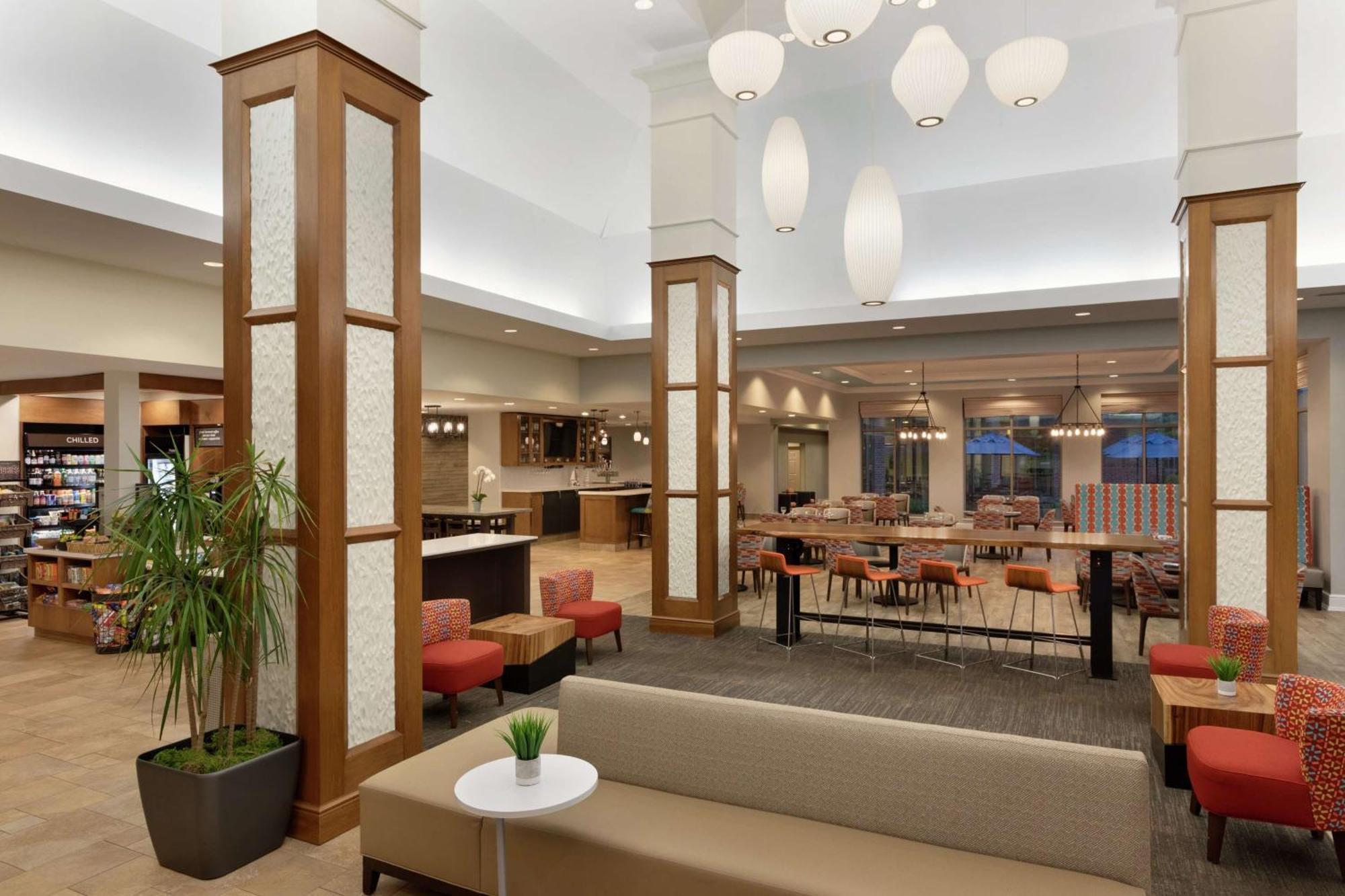 Hilton Garden Inn Stony Brook Eksteriør billede